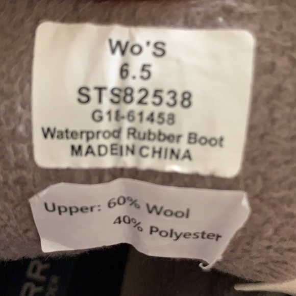 Sperry duck boots/ winter boots - Picture 7 of 8